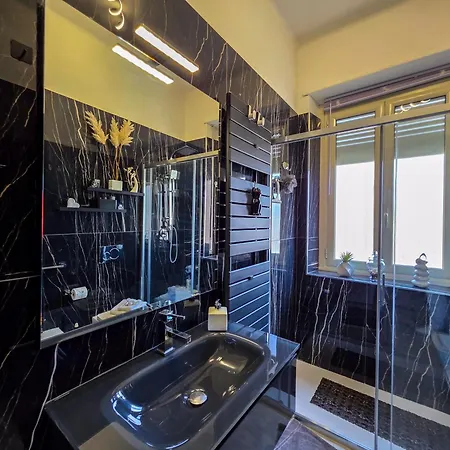 Loft Nuovo Vicino Al Centro - Oasi Relax Apartamento *